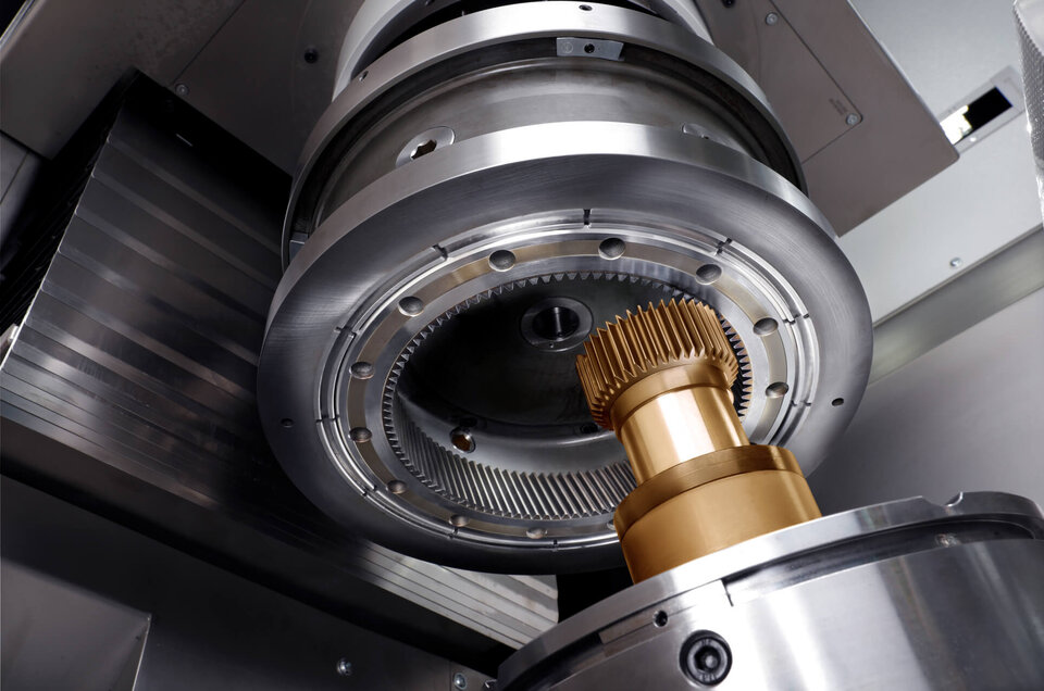 Wälzschälen mit der DVS TECHNOLOGY GROUP